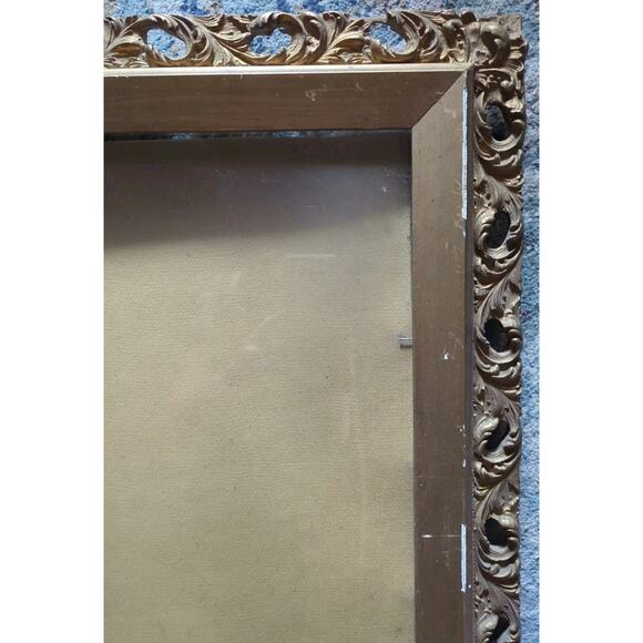 19th Century Antique Gold Gilded Rococo Portrait Wood Resin Frame Rare 26" × 22" - Picture 3 of 10